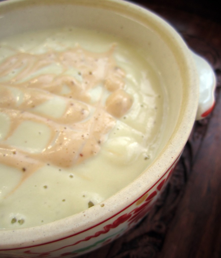Creamy-Cauliflower-Soup-2