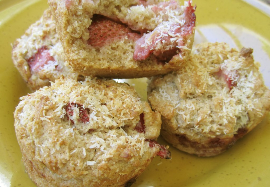 Strawberry-Banana-Muffins-3