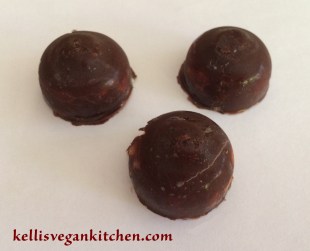 Vegan-chocolate-covered-cherries-whole