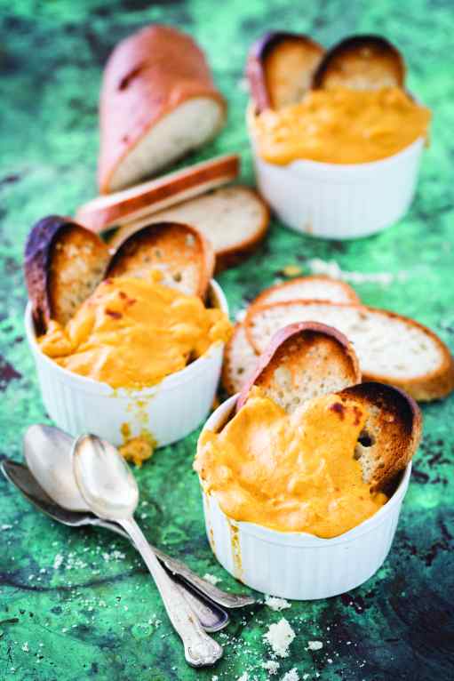 french-onion-soup-bmfwnev